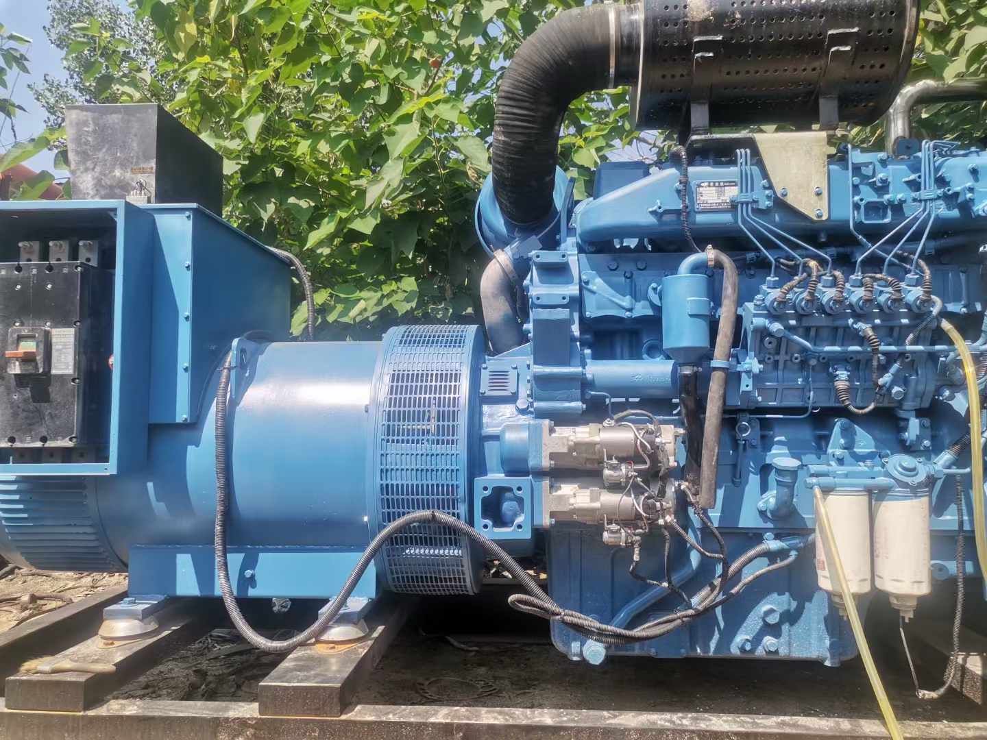 东城详细说明降低 800kW 柴油发电机输出电流波动的方法