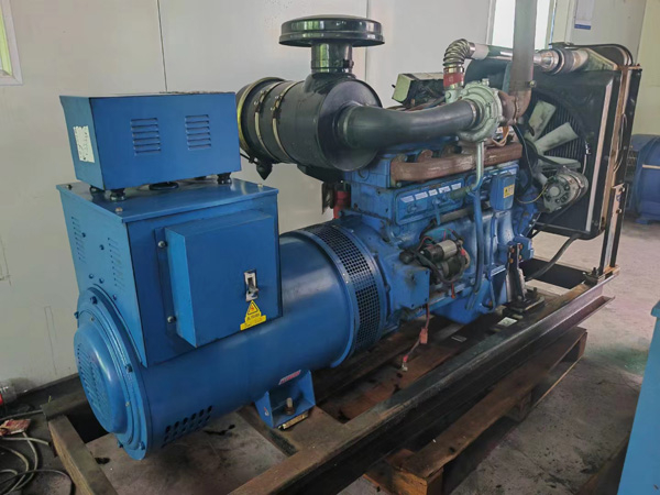 东城100kW柴油发电机组使用多级机油有哪些优缺点？